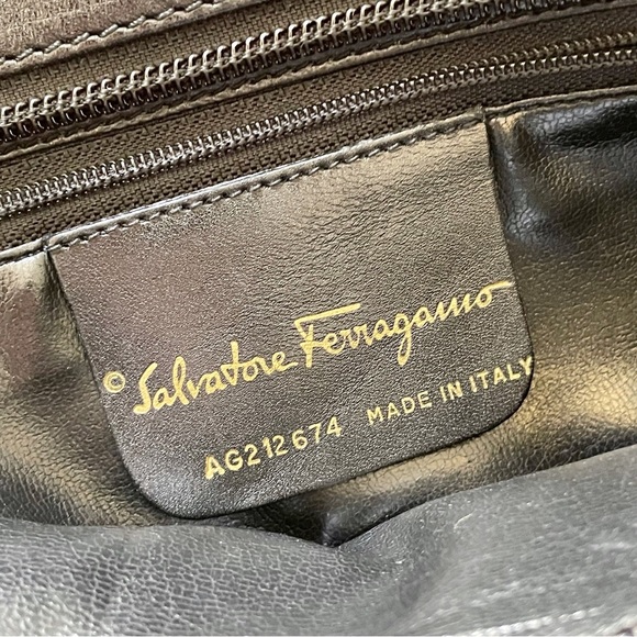 Salvatore Ferragamo black striped canvas and leather vintage shoulder bag - Picture 11 of 11